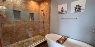 Modern 4 Bedroom 5 Bath Townhome - With Lots of Natural Light and Great Views! Gallery 23