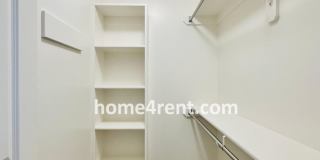 Nearly New Luxury Home in Blue Valley Schools! Gallery 50