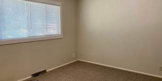 Spacious Home with Great Layout for Roommates! Gallery 8