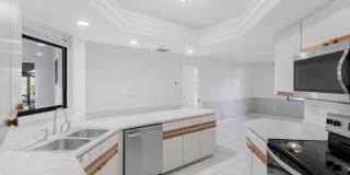 3106 SE 10th Pl Gallery 13