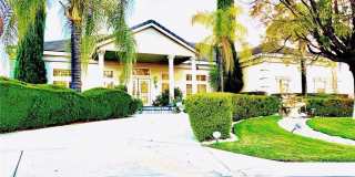 685 Bradbury Gallery 1