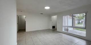 11420 NW 35th Street Gallery 3