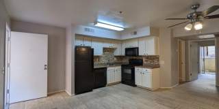 12221 W Bell Road unit: 175 Gallery 33
