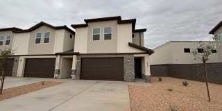 4 BEDROOM SANDHOLLOW TOWNHOME FOR RENT! Gallery 1