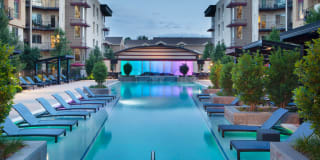 AMLI Cherry Creek Gallery 2