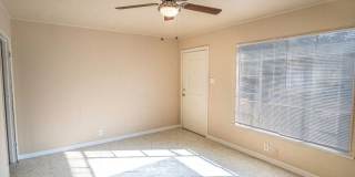 Cozy Remodeled Home Near Downtown Gallery 4