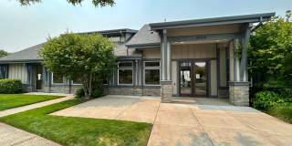 Stunning 2 Bed, 2.5 Bath Craftsman Townhome with Community Amenities! Gallery 66