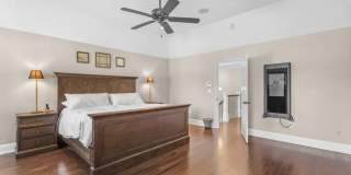 Modern Colonial Single-Family Home Gallery 22