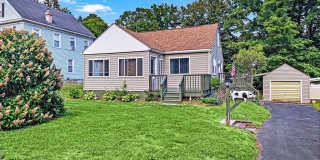 127 1/2 Oxford Road Gallery 1