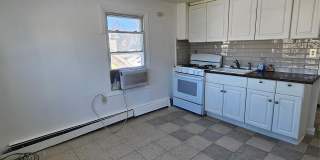 196 S Franklin Street Gallery 1