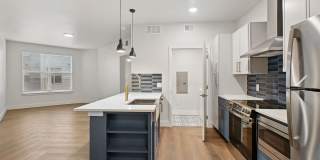 Belclaire Gallery 47