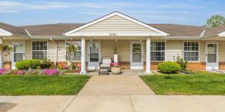 Spring Hill Villas Gallery 1