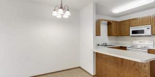 Platinum Valley Apartments Gallery 42