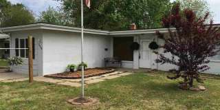 1928 S Millwood - 3 Bedrom, 1 Bathroom Gallery 1
