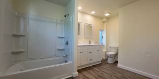 Now showing this updated 3BR 1.5 bath house! Gallery 4