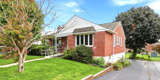 21 DAVIS Avenue Gallery 1