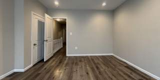 5411 Trinity Street Gallery 11