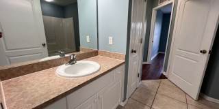 Charming 3-bedroom, 2-bath single-family home with a garage. Gallery 13