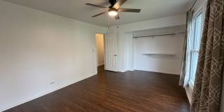 284 Hill Avenue Gallery 24