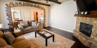 Stunning Fully Furnished Home in the Heart of Fayetteville! Gallery 6