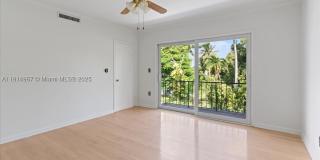1961 NE 188th St Gallery 36