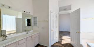 5959 W KIMBERLY Way Gallery 27