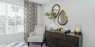 Advenir at the Oaks Gallery 7