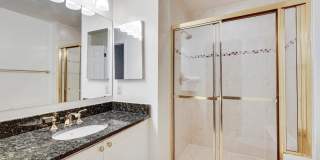1645 INTERNATIONAL Drive Gallery 23