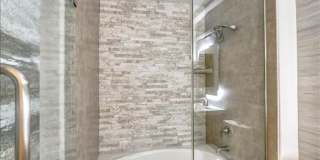 FURNISHED OPTIONAL 2 BEDROOM REMODELED CONDO ON 1ST FLOOR! Gallery 13