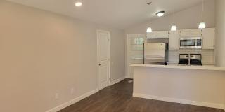 Rent 2 Get 2 Rooms for Free- This home is Priced as a 2bdrm in Intown Atlanta Gallery 1