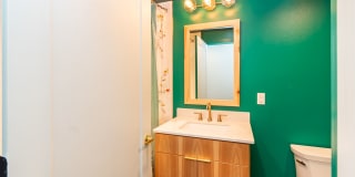 CHARMING, MODERN, CUSTOM HOME IN MID-CITY FOR RENT Gallery 17