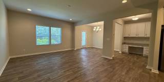 Updated 3 Bedroom Townhome with Harrisburg Schools Gallery 6