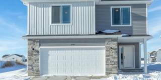 3 Bed 3 Bath Single Family Home Gallery 1