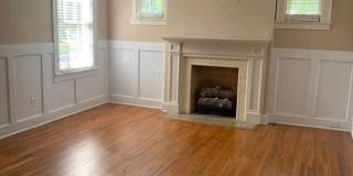 Beautiful Cloverdale Home Gallery 1