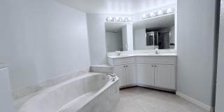 8903 Laguna Lane Gallery 20