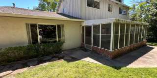 Spacious Home in Wonderful Davis Neighborhood! Spacious Home in Wonderful Davis Neighborhood! Gallery 32