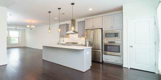 3 bedroom 3 bath townhouse in Brambleton Gallery 14