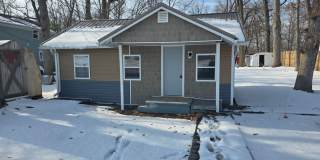 Updated 1-Bedroom, 1-Bathroom Home – $995/Month Gallery 1