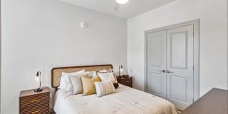 The Belle at the Lamar Gallery 41