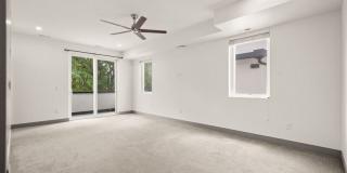1565 N King Street Gallery 7