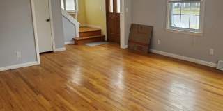 Single Family 3 Bedroom 1.5 Bath Gallery 1