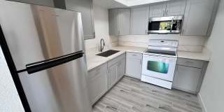 1 MONTH FREE RENT! Scottsdale/Tempe Beautifully Remodeled 3 bed 2 bath with Yard! Gallery 1