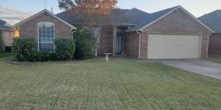1001 BROOKHAVEN DR Gallery 3
