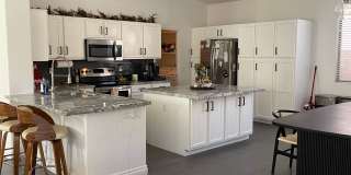 PRIVATE POOL, ADORABLE 3 Bedroom/2 Bath in Dobson Place Gallery 7