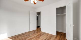 2 bedroom 1 bathroom for rent! Gallery 6