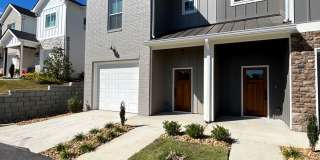 New 3/2.5 Townhouse in Downtown Rome $2,295 Gallery 1