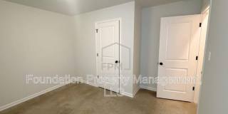 309 Westree Street Gallery 13