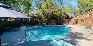 Montecito Pines Apartments Gallery 1