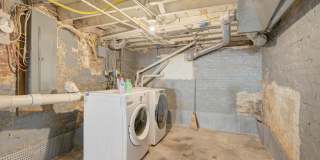 2621 E OLIVER Street Gallery 46