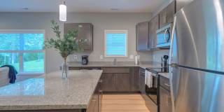 Brand New Townhouse Community in Blacksburg! - FURNISHED Gallery 6